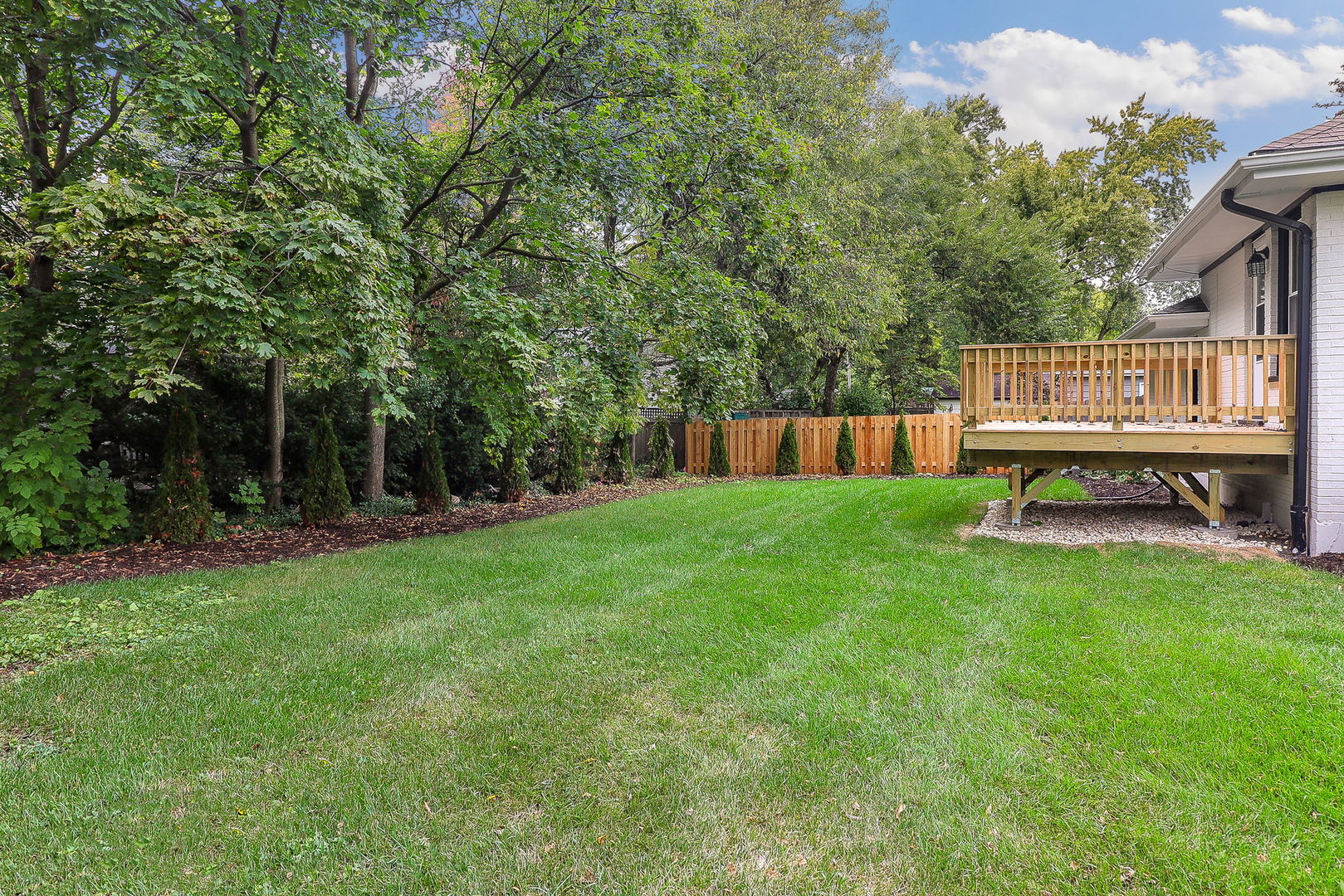 610 Pleasant Avenue, Glen Ellyn, IL 60137