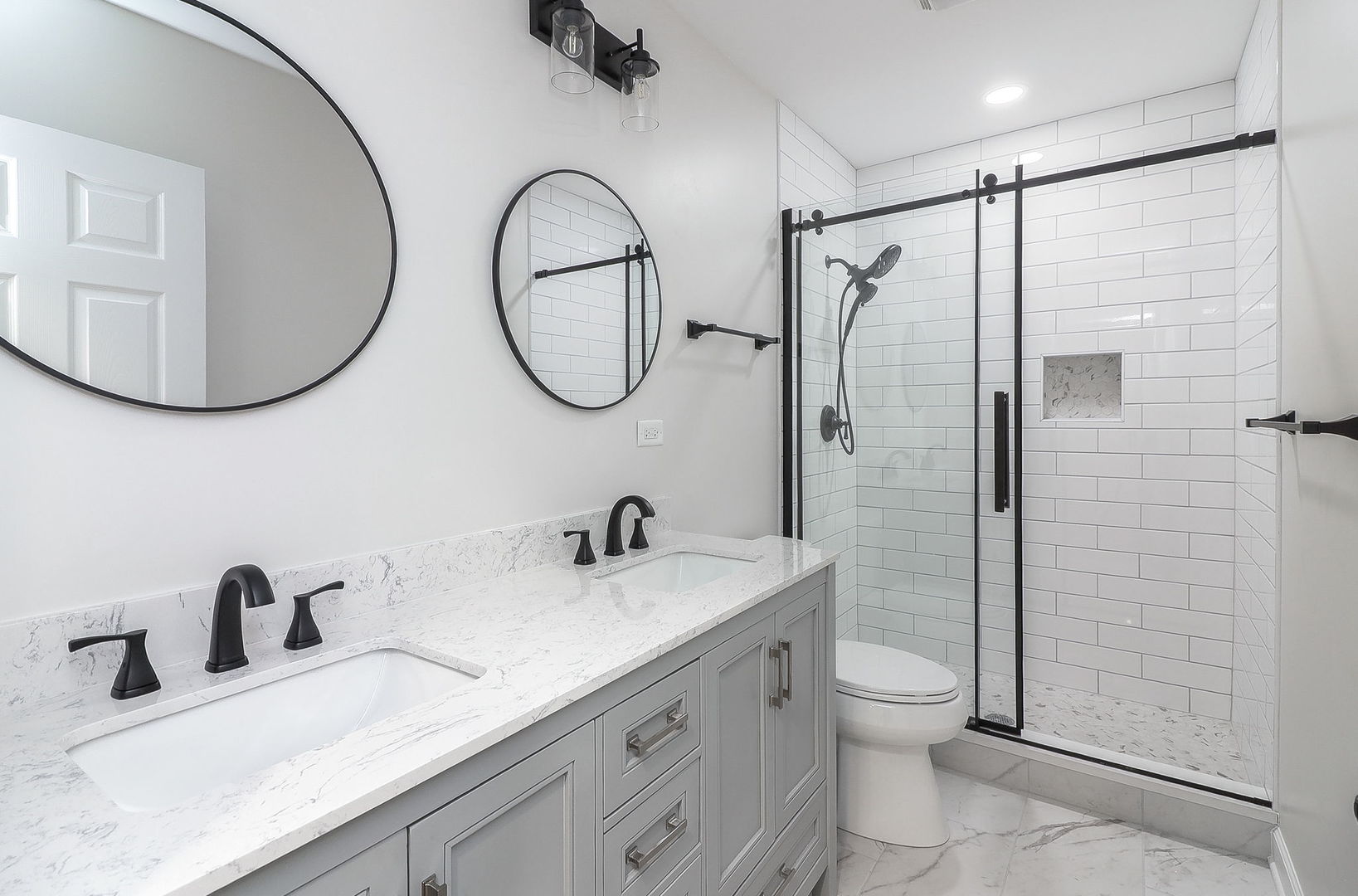 610 Pleasant Avenue, Glen Ellyn, IL 60137