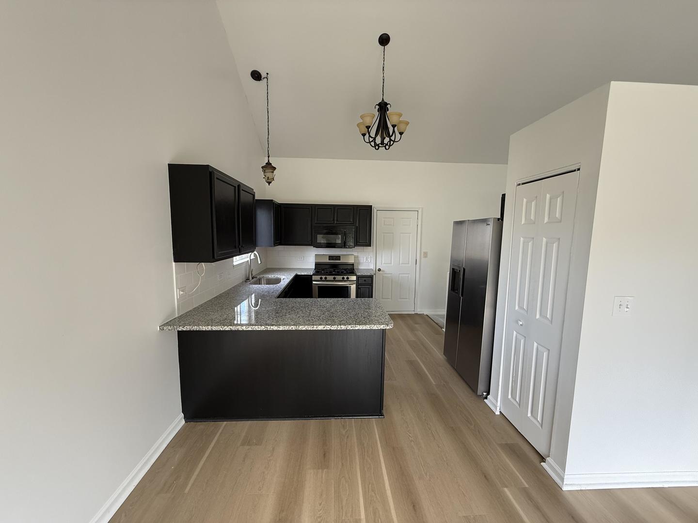 2010 Sunset Court, Zion, IL 60099