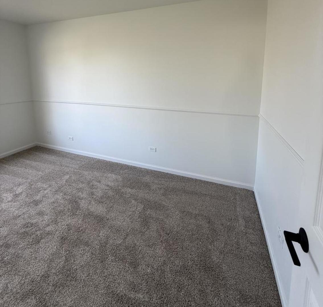 2010 Sunset Court, Zion, IL 60099