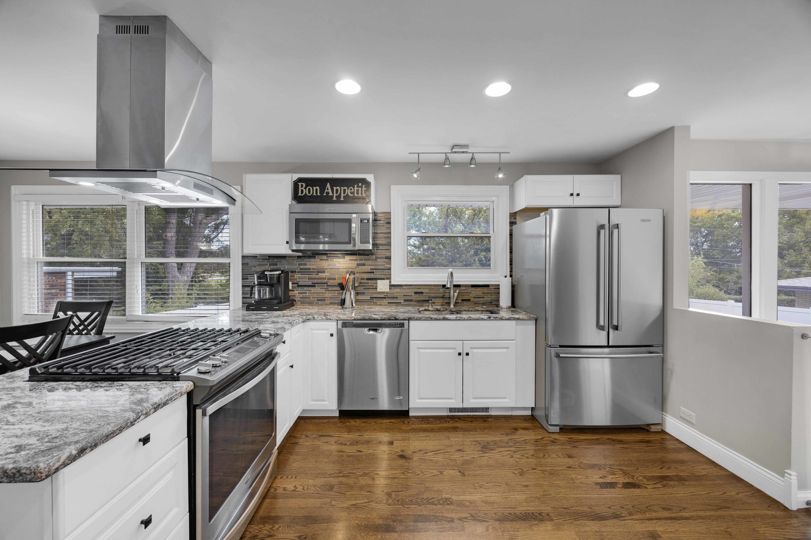 5568 Natalie Drive, Oak Forest, IL 60452