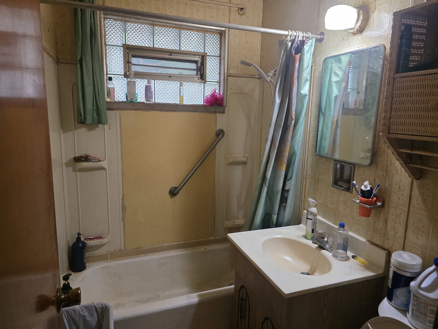 1354 Hirsch Avenue, Calumet City, IL 60409