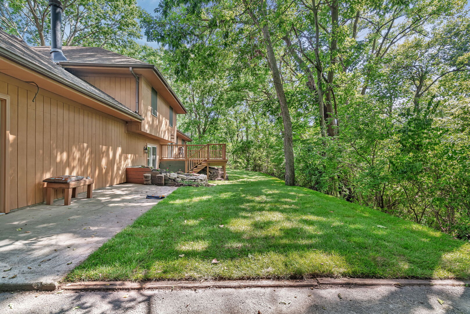 22416 S Kings Court, Shorewood, IL 60404