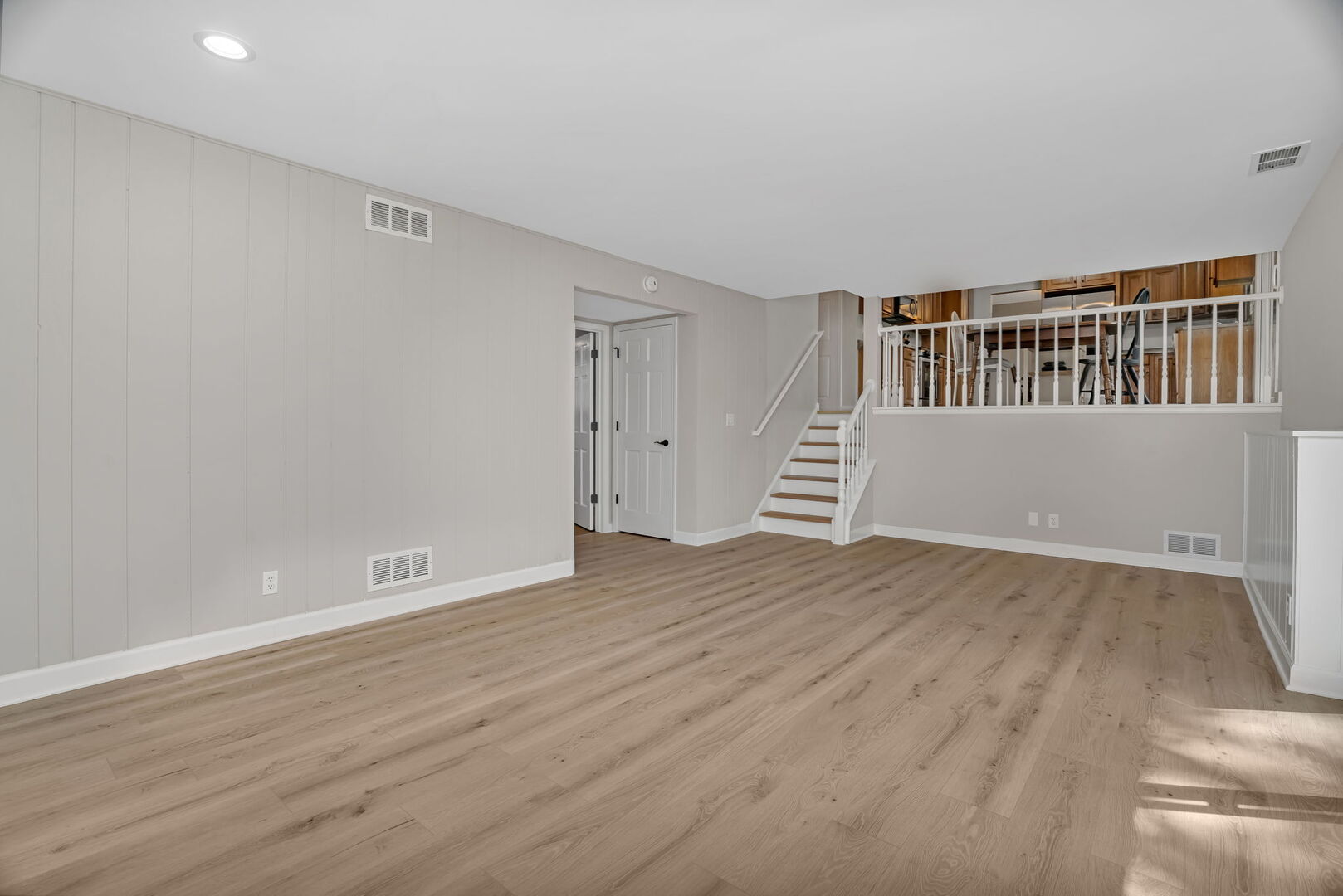 22416 S Kings Court, Shorewood, IL 60404