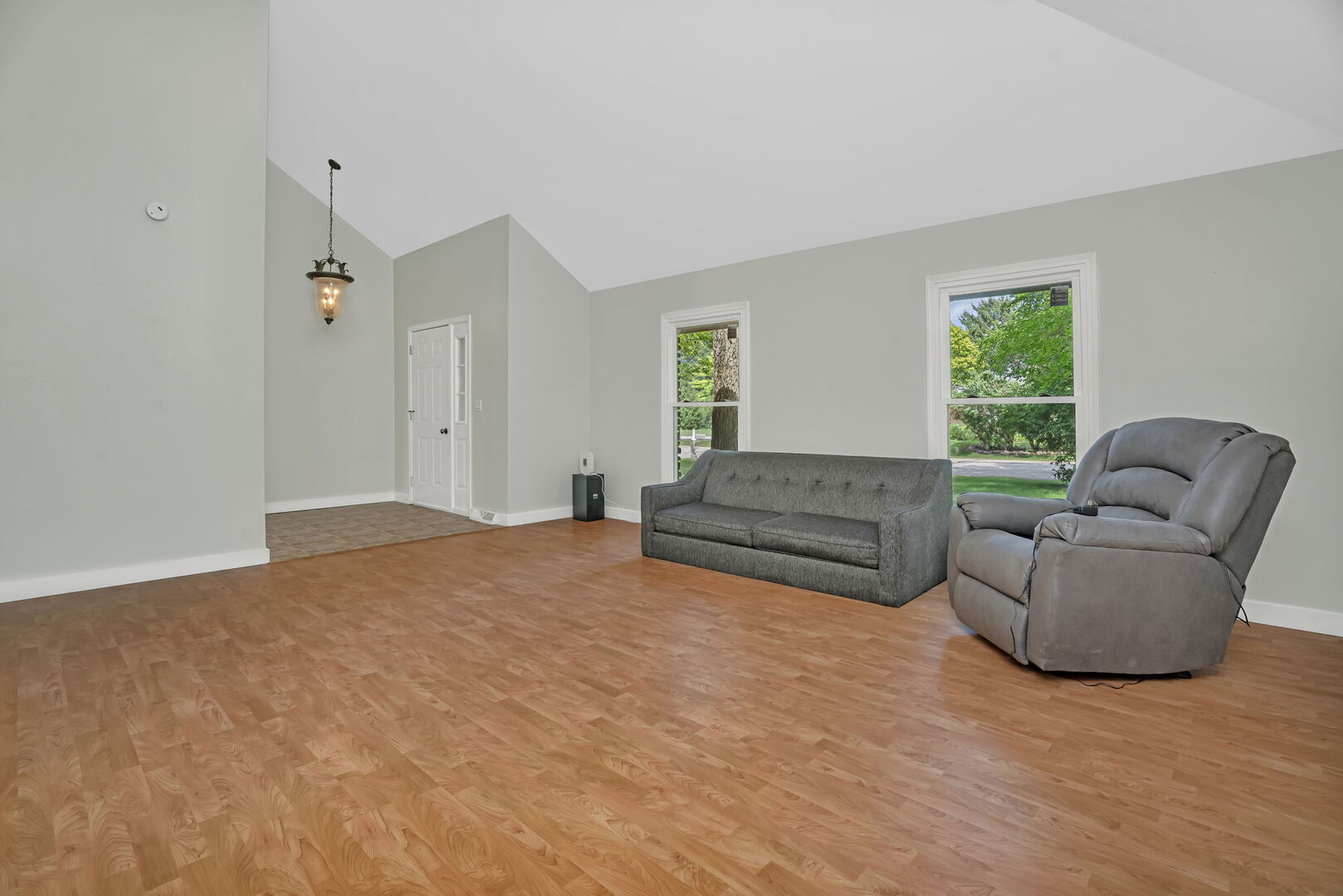 22416 S Kings Court, Shorewood, IL 60404