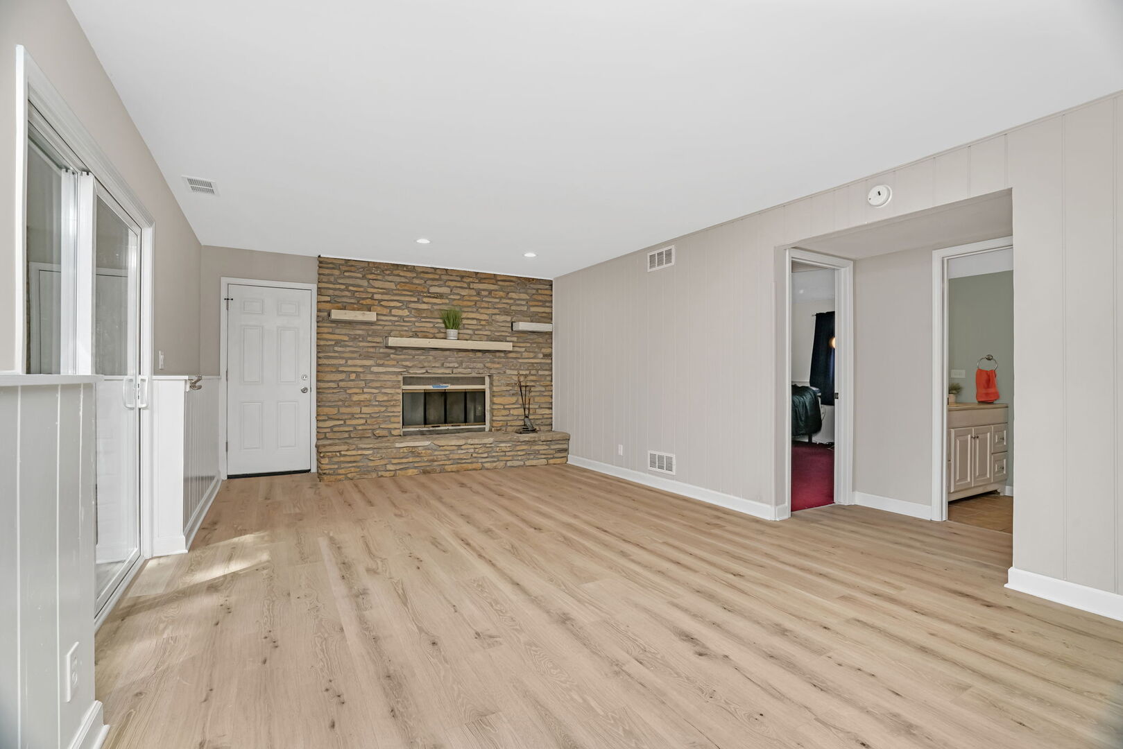 22416 S Kings Court, Shorewood, IL 60404