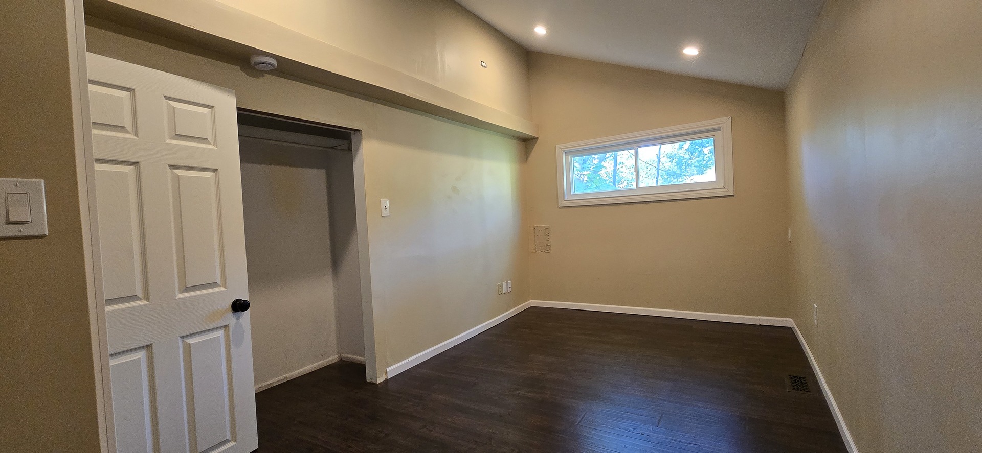 1485 W Dundee Road, Palatine, IL 60074