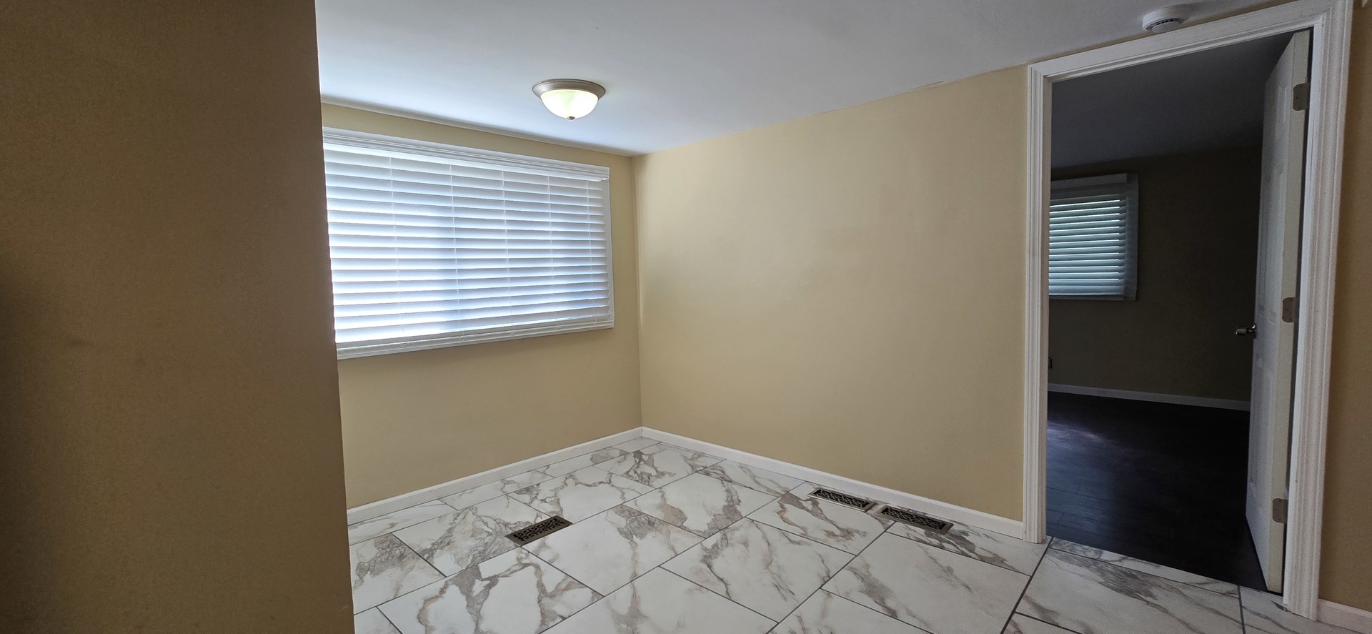 1485 W Dundee Road, Palatine, IL 60074