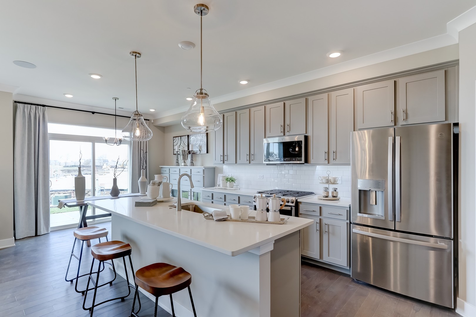 8539 Sperry Court, Woodridge, IL 60517