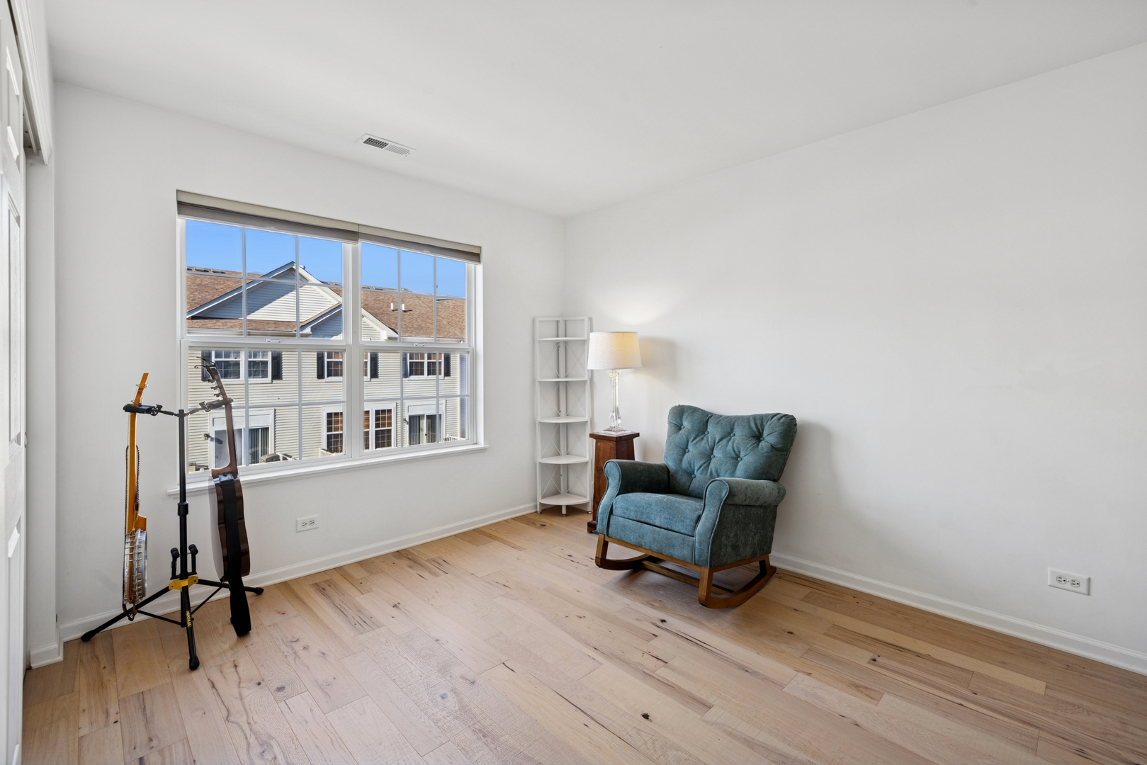 152 Jackson Street, Gilberts, IL 60136