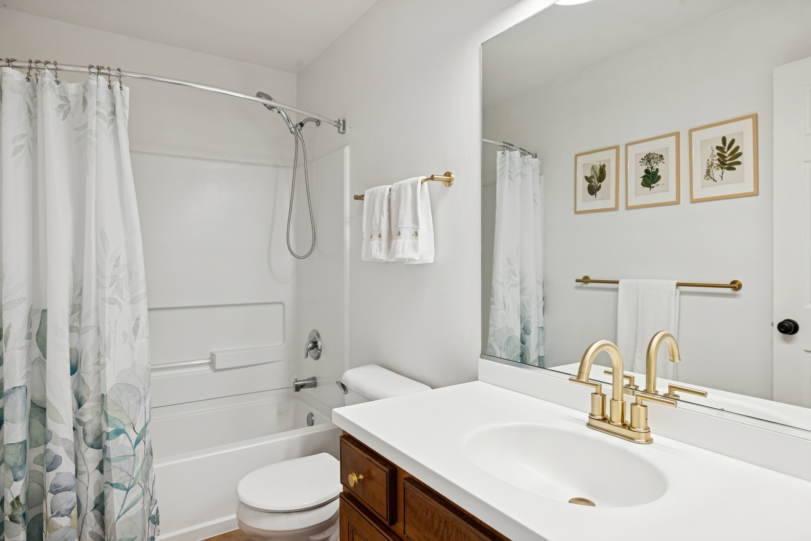 152 Jackson Street, Gilberts, IL 60136