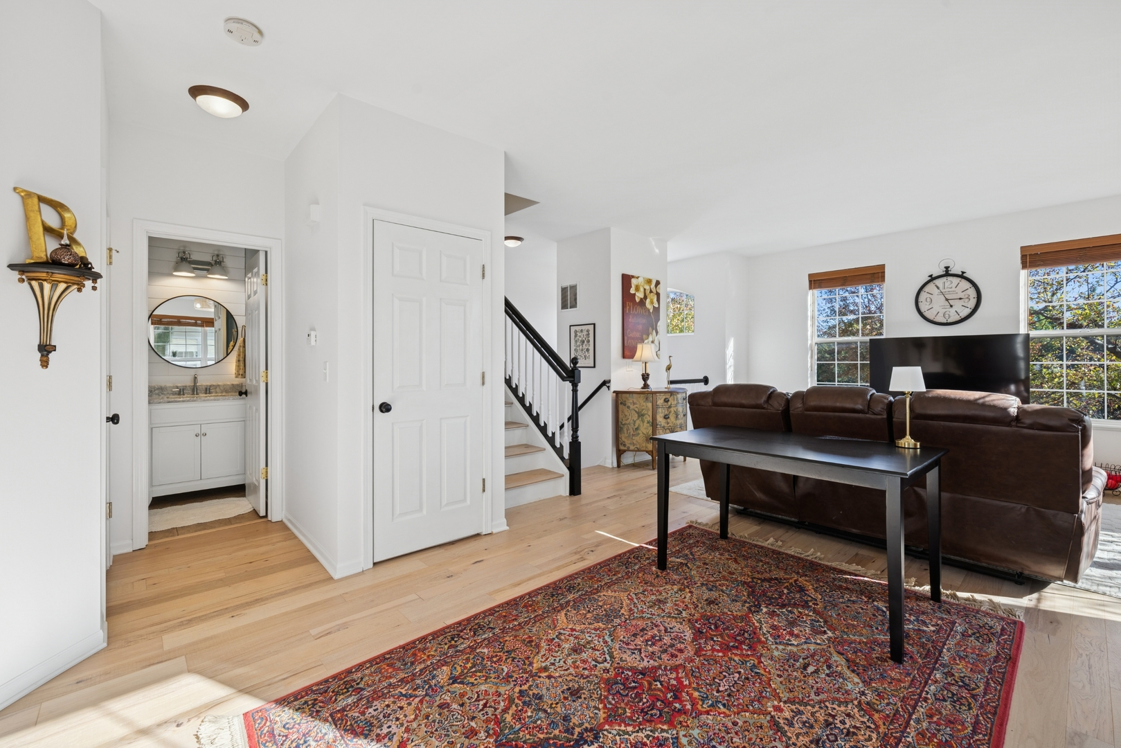 152 Jackson Street, Gilberts, IL 60136