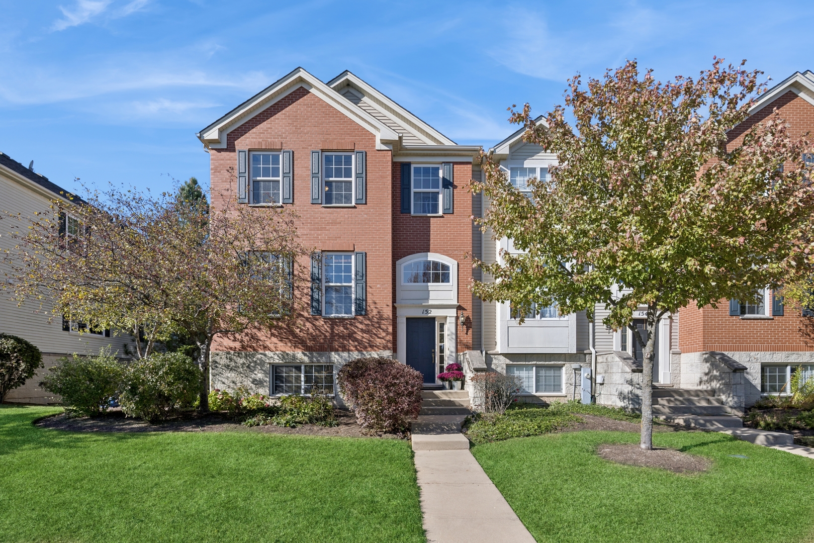 152 Jackson Street, Gilberts, IL 60136