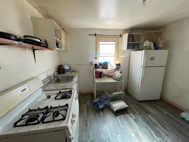 2852 S Kenneth Avenue, Chicago, IL 60623