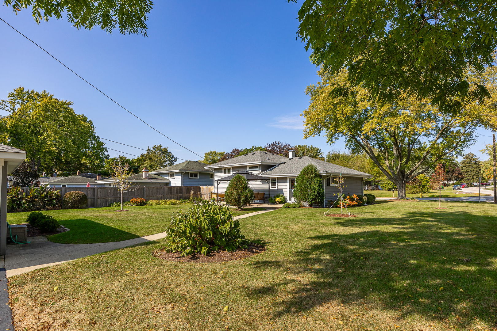 723 Inverness Road, Lisle, IL 60532