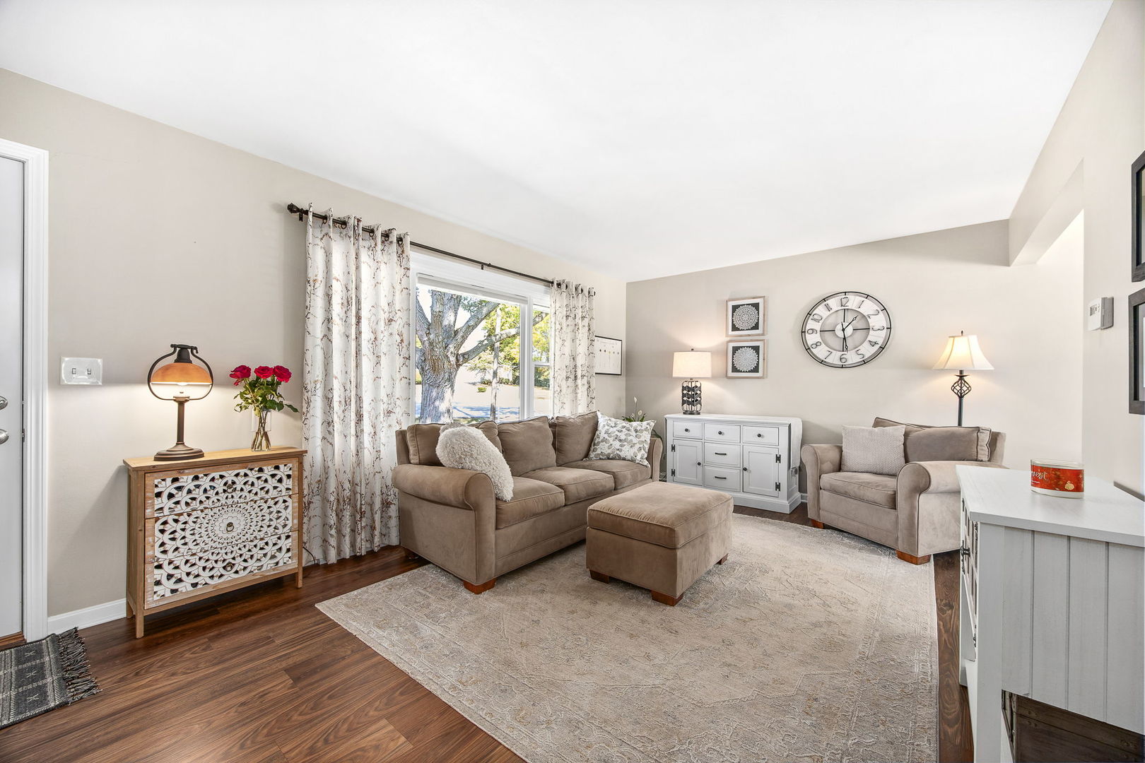 723 Inverness Road, Lisle, IL 60532