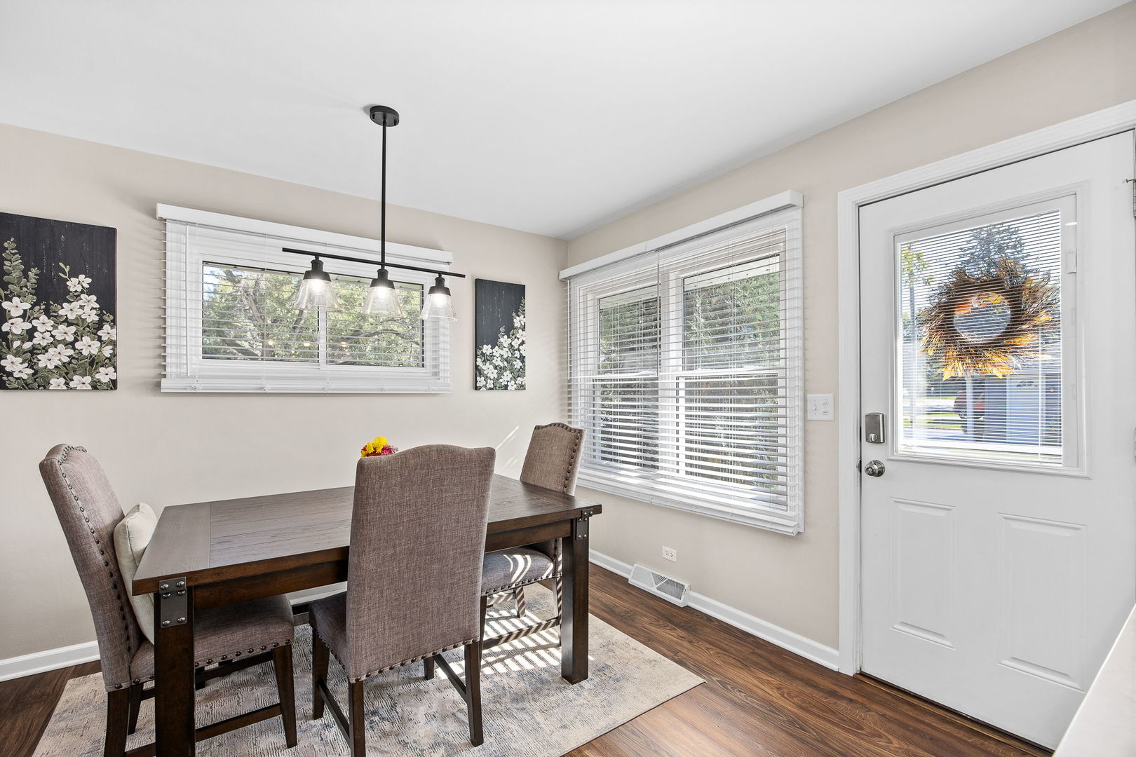 723 Inverness Road, Lisle, IL 60532