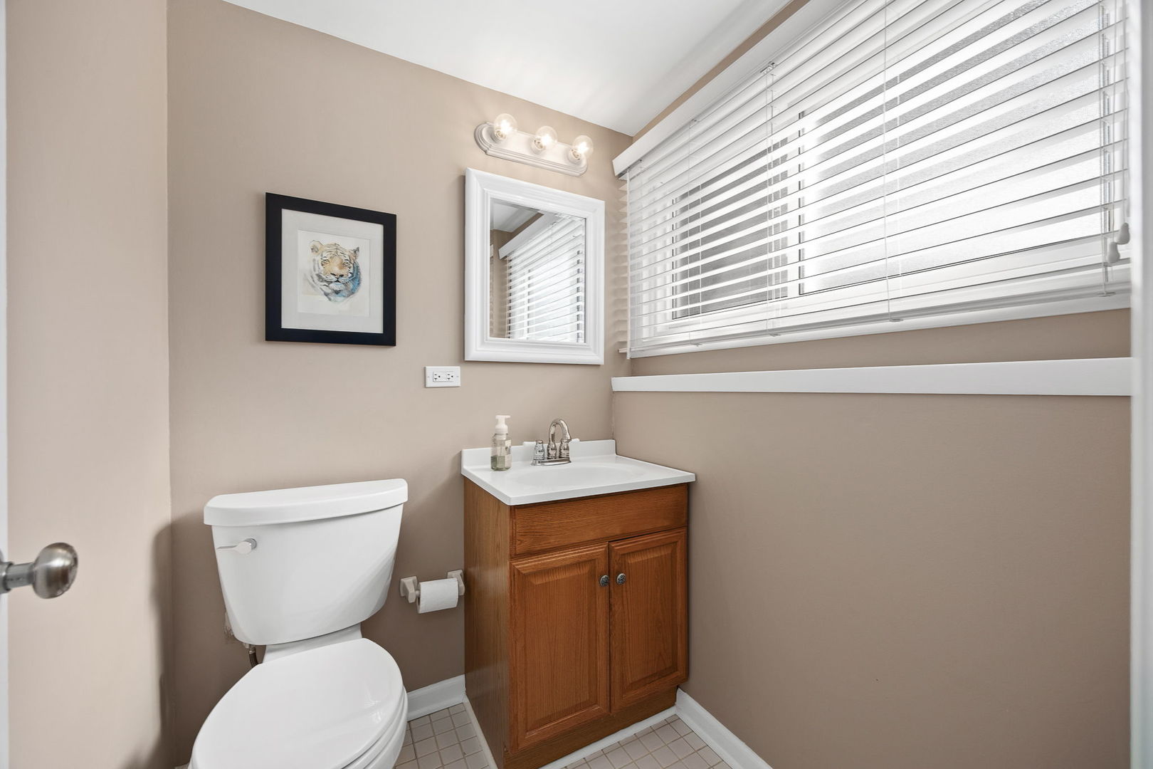 723 Inverness Road, Lisle, IL 60532