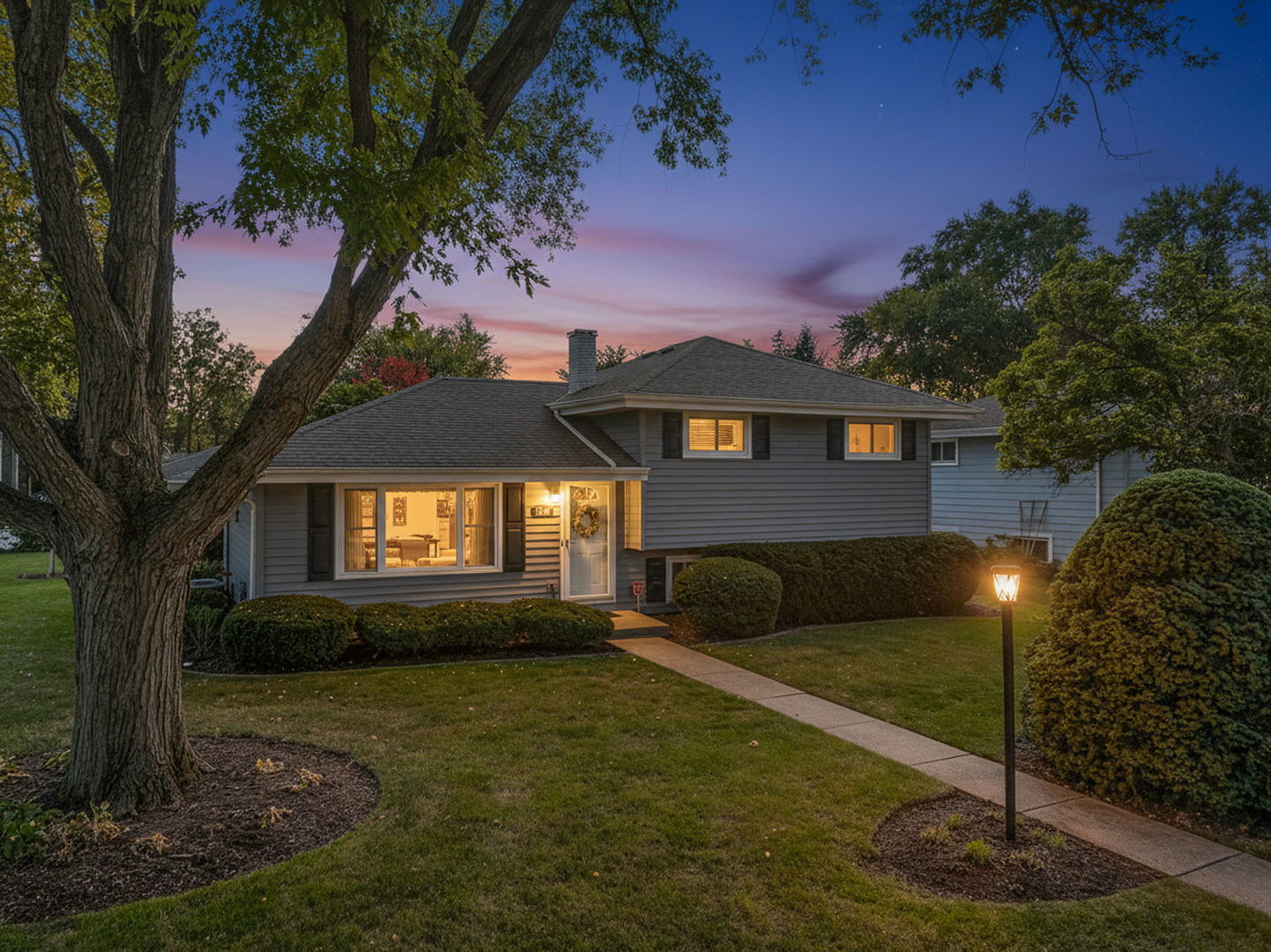 723 Inverness Road, Lisle, IL 60532