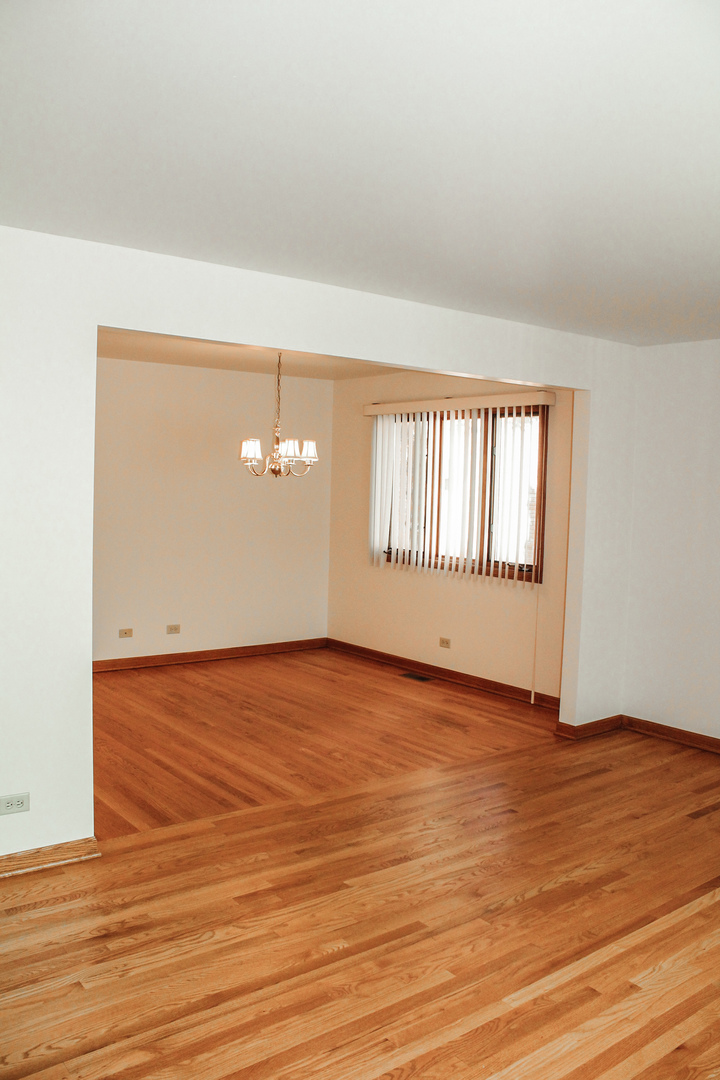 2626 N 73rd Avenue #1, Elmwood Park, IL 60707