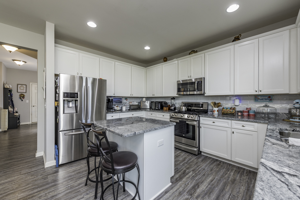 246 Telluride Lane, Fox Lake, IL 60020