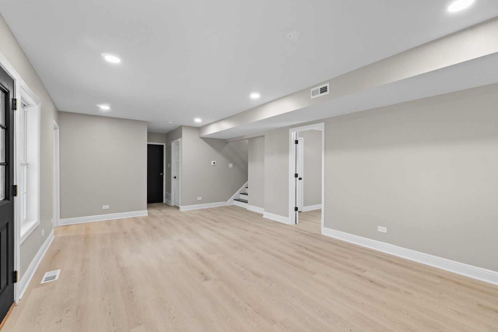 1180 Cobble Hill Court, Hoffman Estates, IL 60169