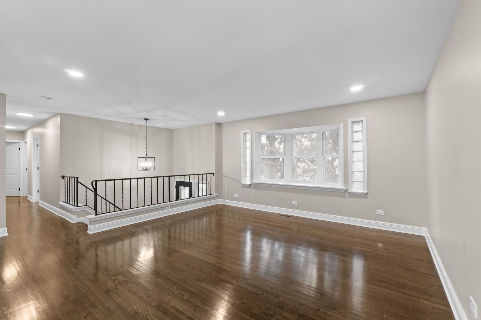 1180 Cobble Hill Court, Hoffman Estates, IL 60169