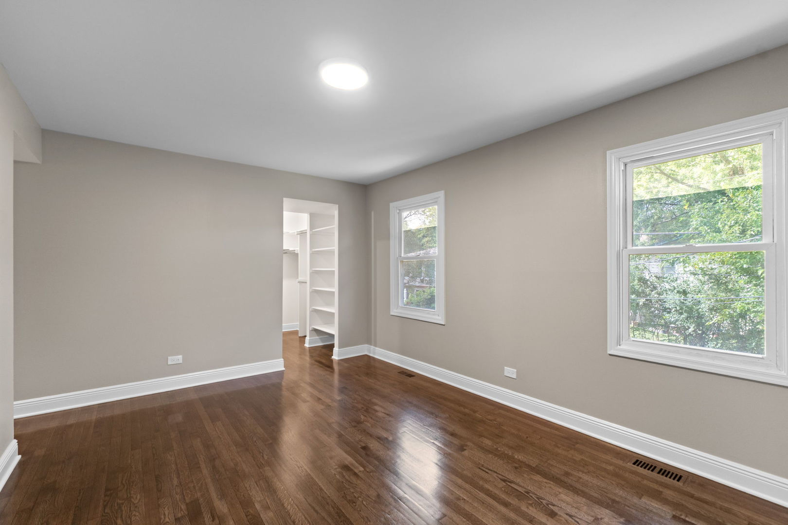 1180 Cobble Hill Court, Hoffman Estates, IL 60169