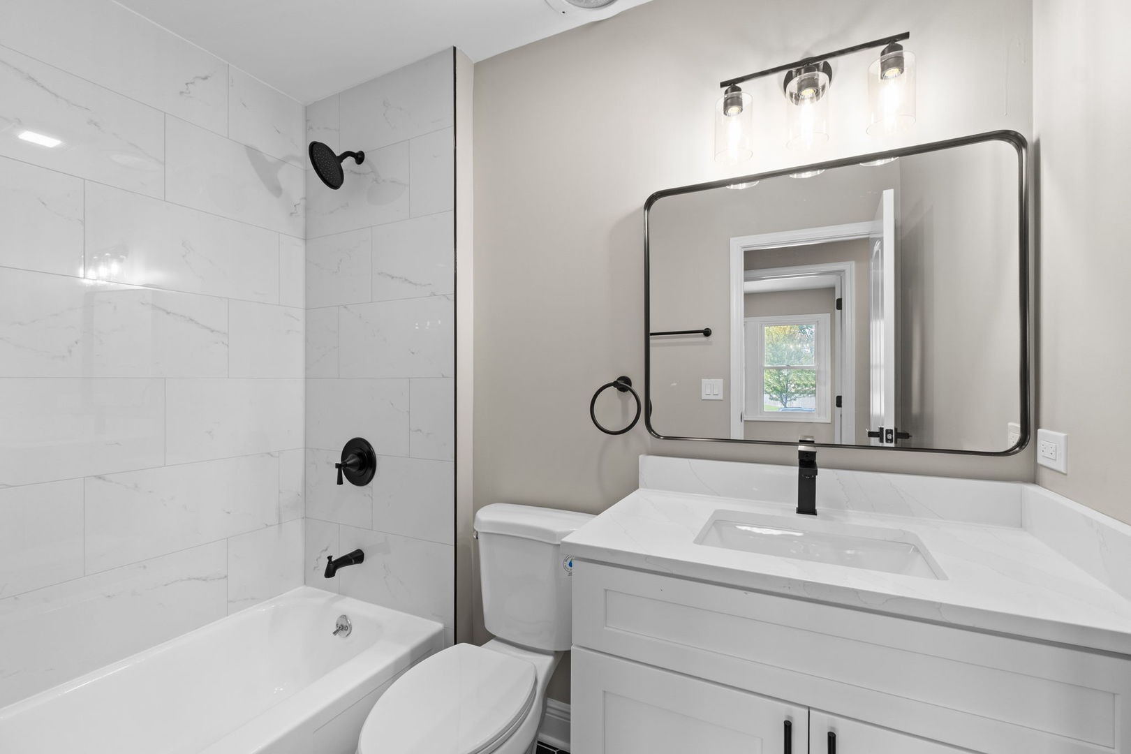 1180 Cobble Hill Court, Hoffman Estates, IL 60169