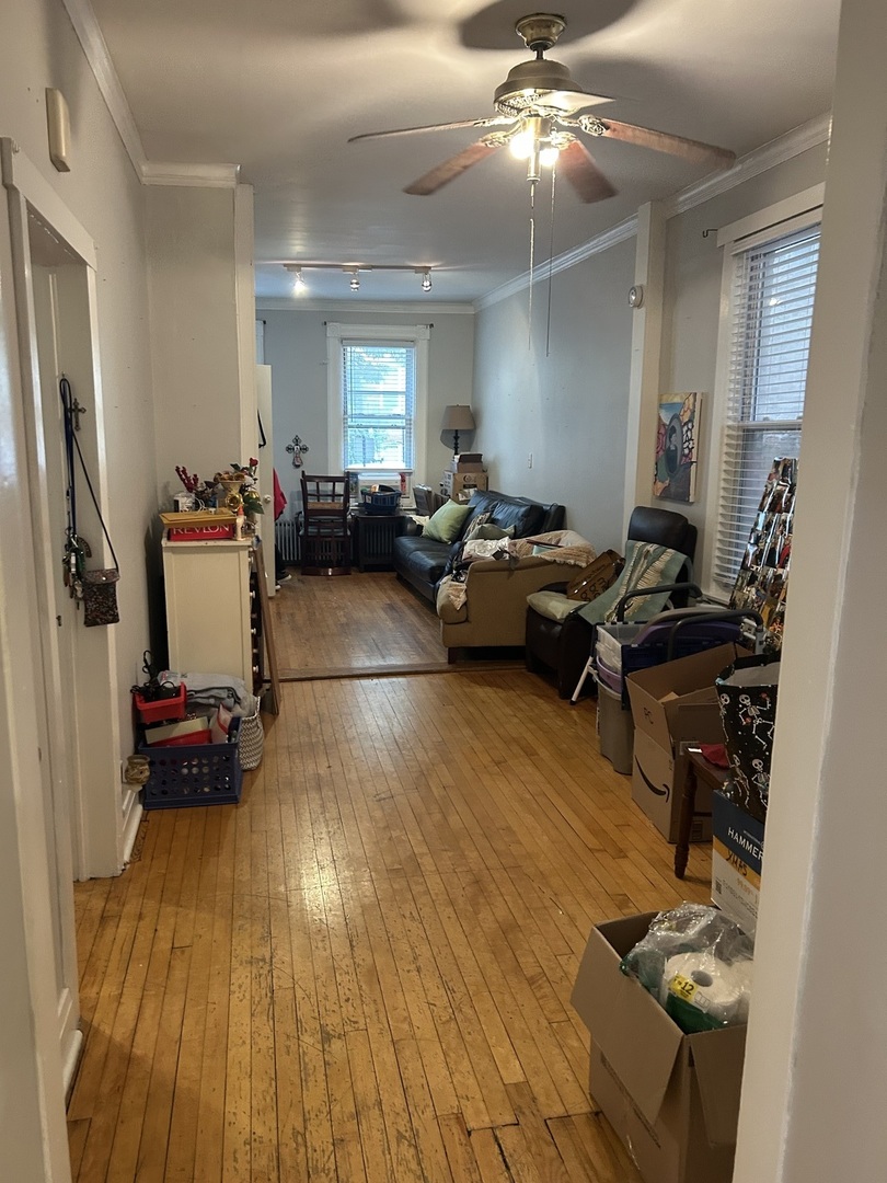 2434 W Thomas Street, Chicago, IL 60622
