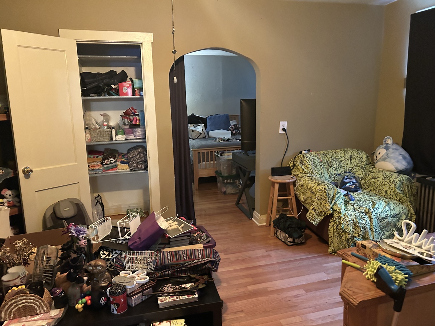 2434 W Thomas Street, Chicago, IL 60622