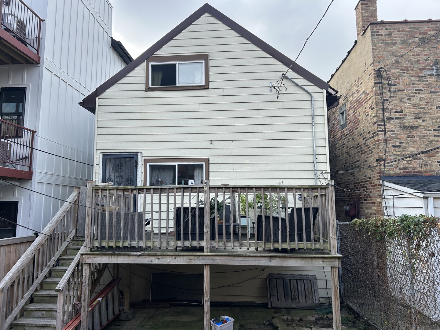 2434 W Thomas Street, Chicago, IL 60622