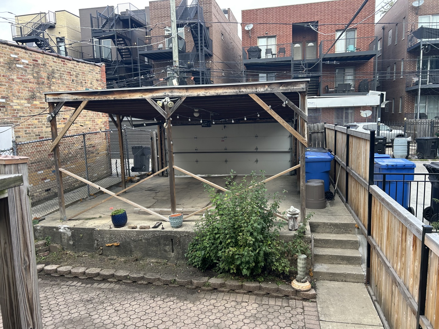 2434 W Thomas Street, Chicago, IL 60622