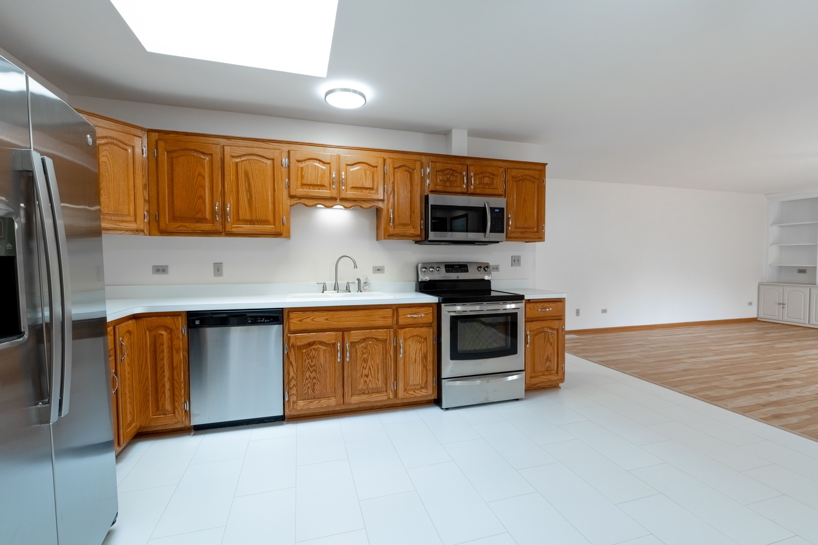 17213 Arrowhead, Oak Forest, IL 60452