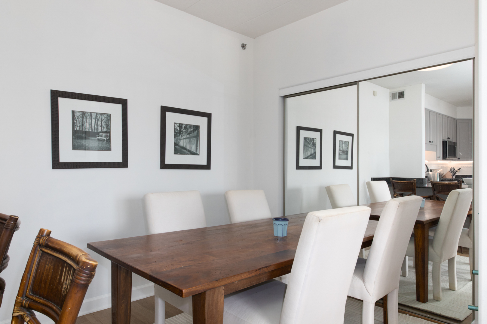 1705 Pavilion Way #303, Park Ridge, IL 60068