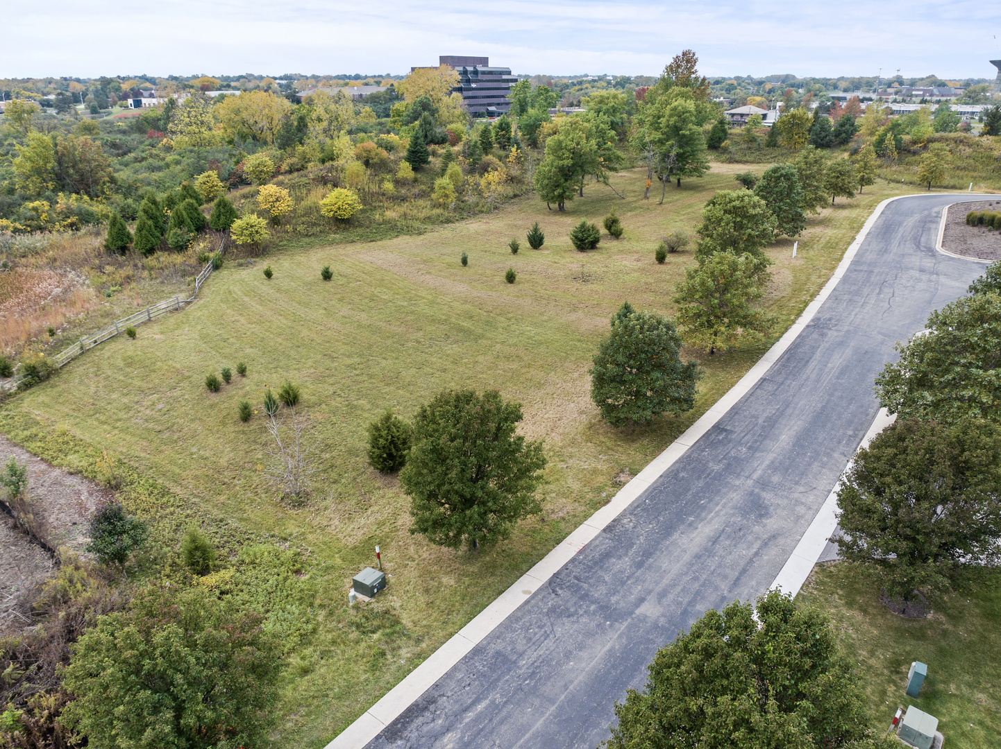 15 TEMPLETON Drive, Oak Brook, IL 60523