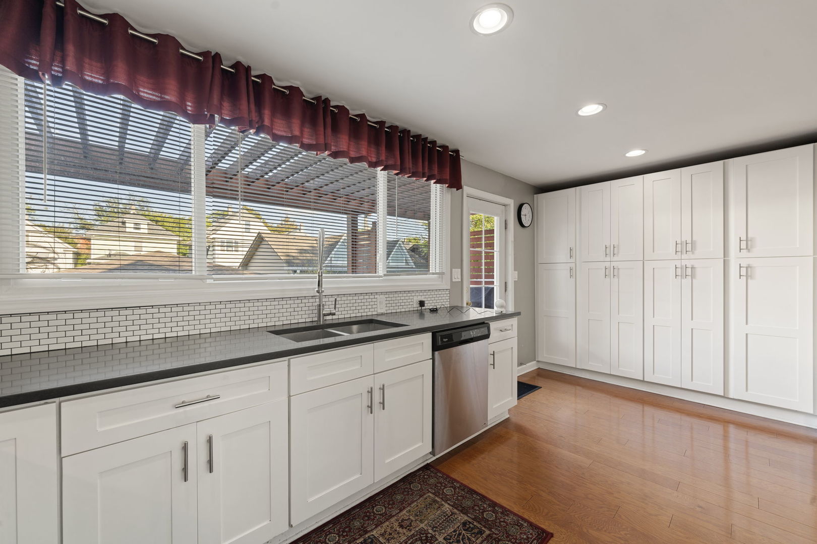 4139 N Kenneth Avenue, Chicago, IL 60641