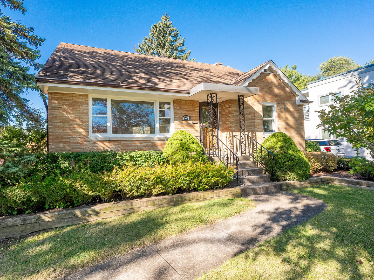 2228 High Ridge Parkway, Hillside, IL 60162