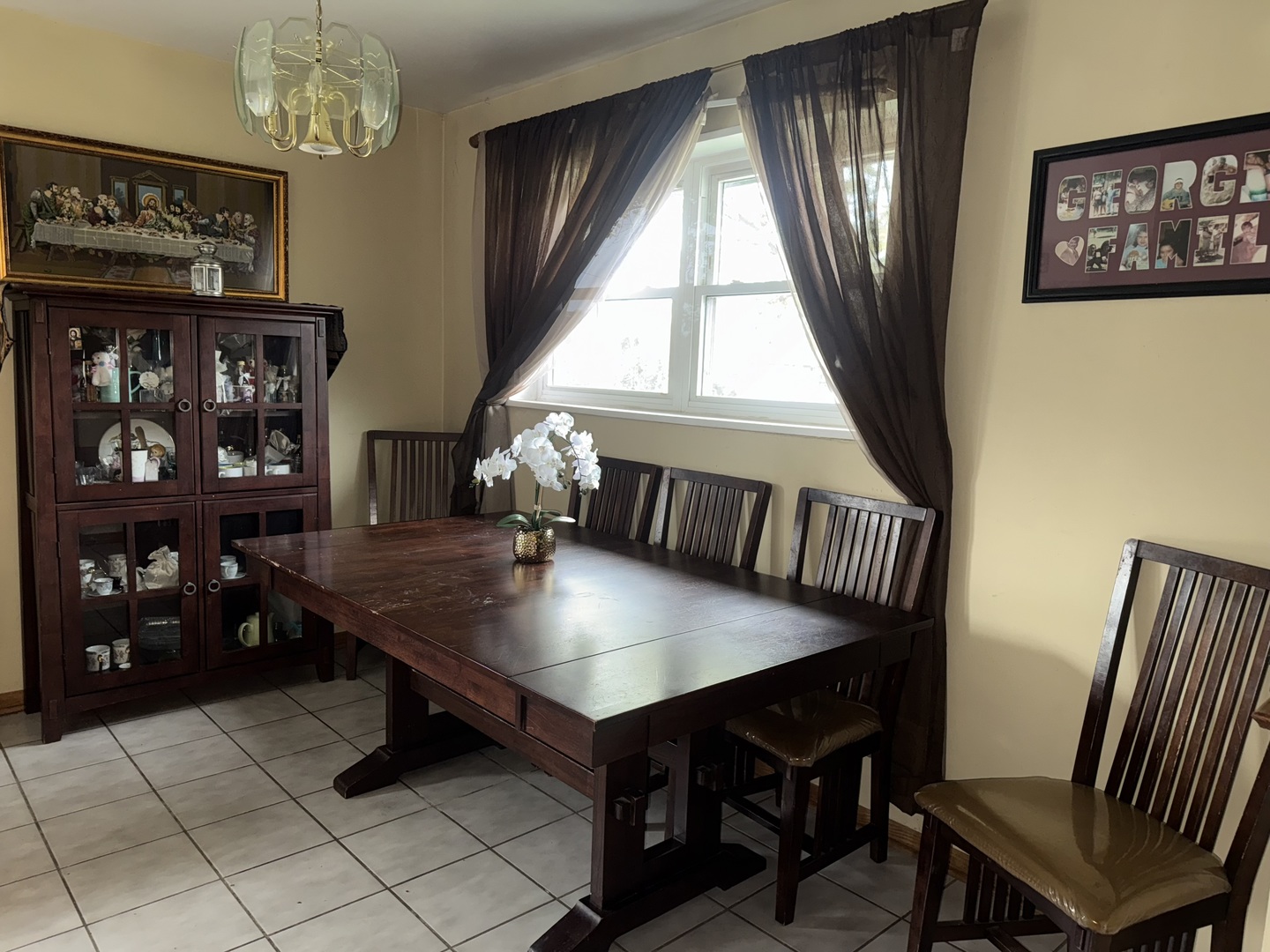 9501 Terrace Place, Des Plaines, IL 60016