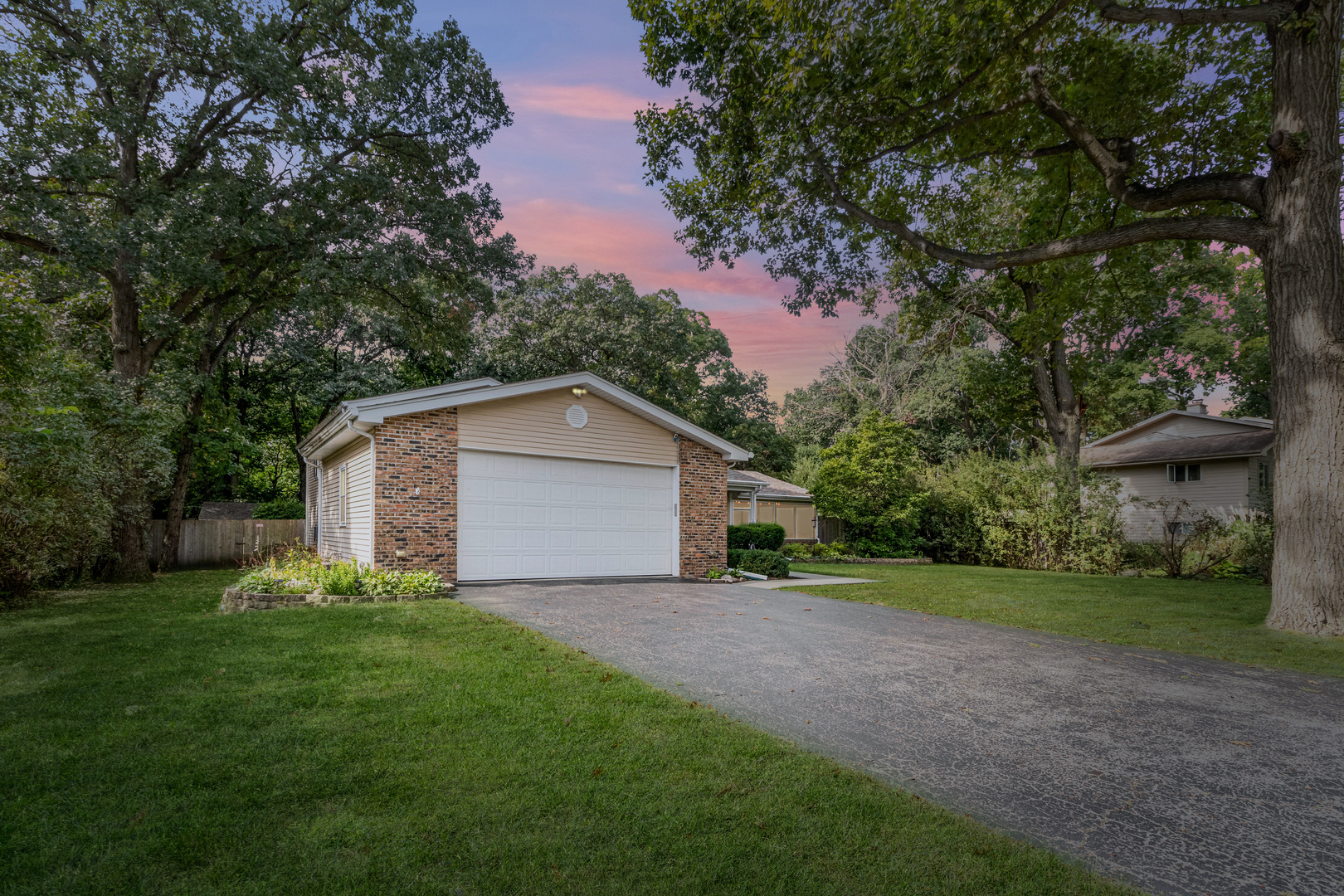30W359 Wiant Road, West Chicago, IL 60185