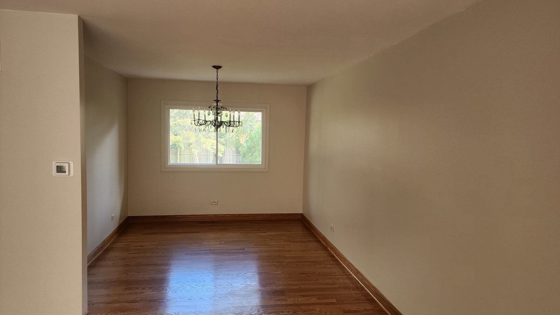 617 Newport Avenue, Westmont, IL 60559