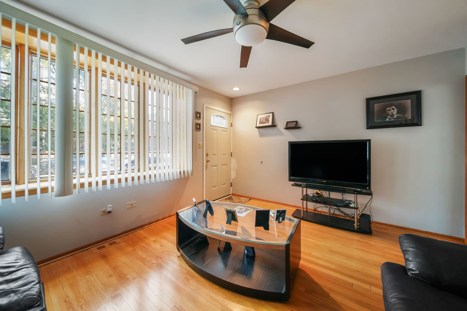 2916 S Union Avenue, Chicago, IL 60616