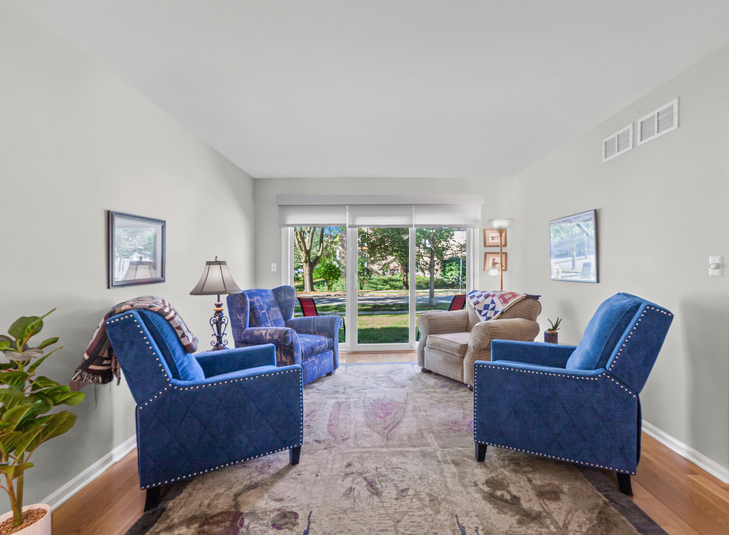 918 Rogers Street #103, Downers Grove, IL 60515