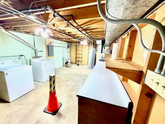 7809 Chase Street, Merrillville, IN 46410