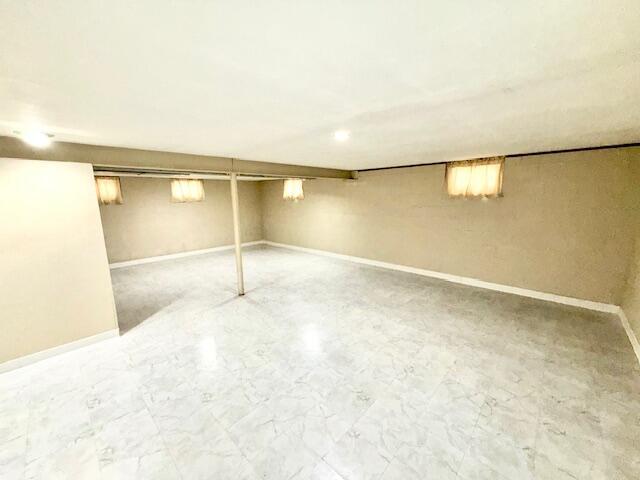 7809 Chase Street, Merrillville, IN 46410