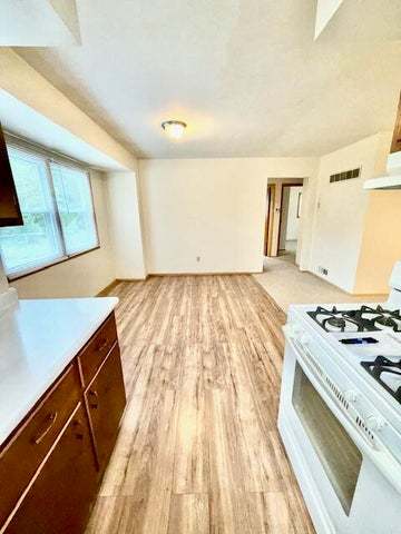 7809 Chase Street, Merrillville, IN 46410