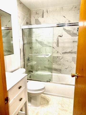 7809 Chase Street, Merrillville, IN 46410