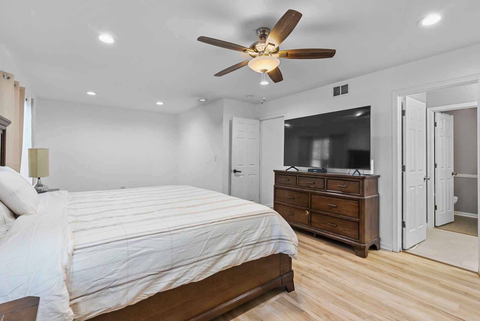 4104 Dillon Street, Plano, IL 60545