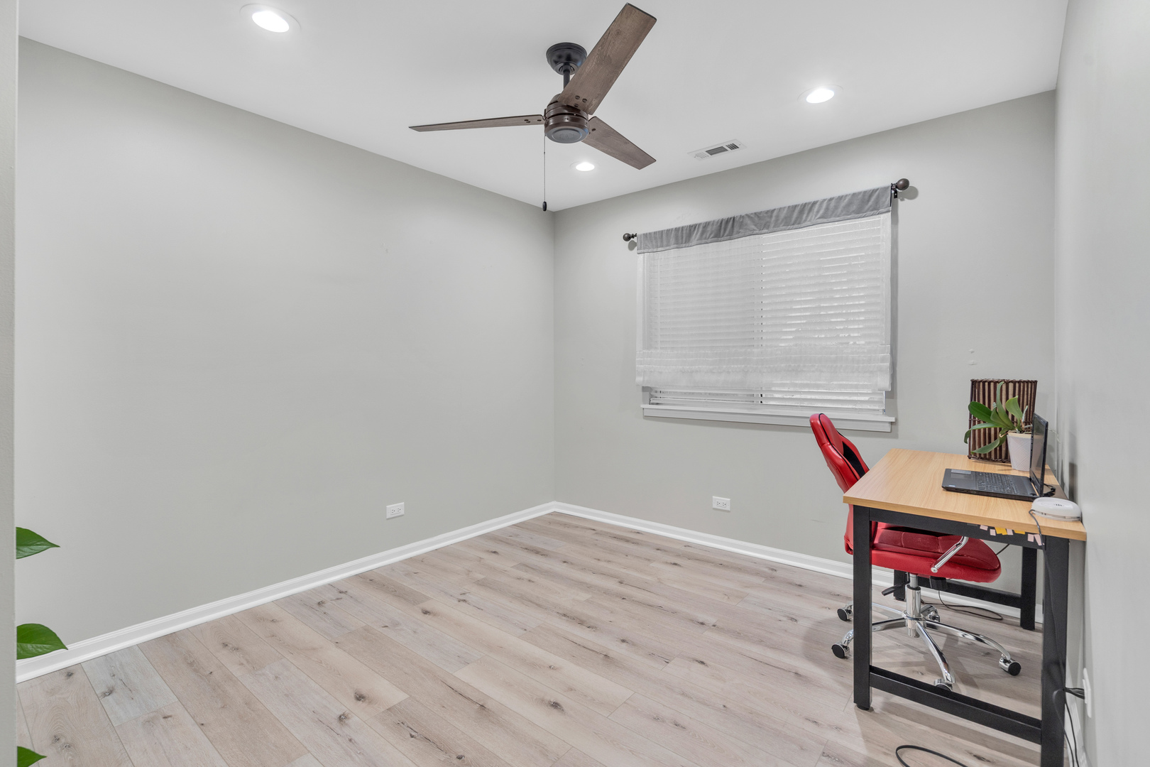 759 Sterling Court #A2, Bartlett, IL 60103