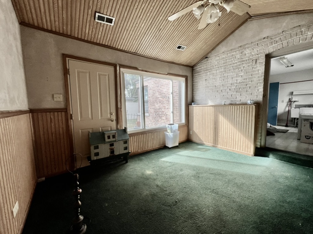 10059 S Spaulding Avenue, Evergreen Park, IL 60805